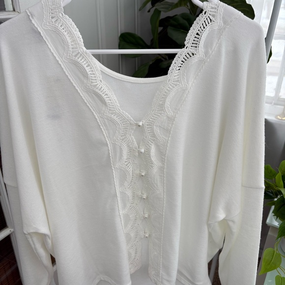 Back Button Top, L, NWT - Picture 5 of 8